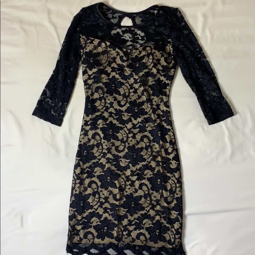Black lace bodycon dress